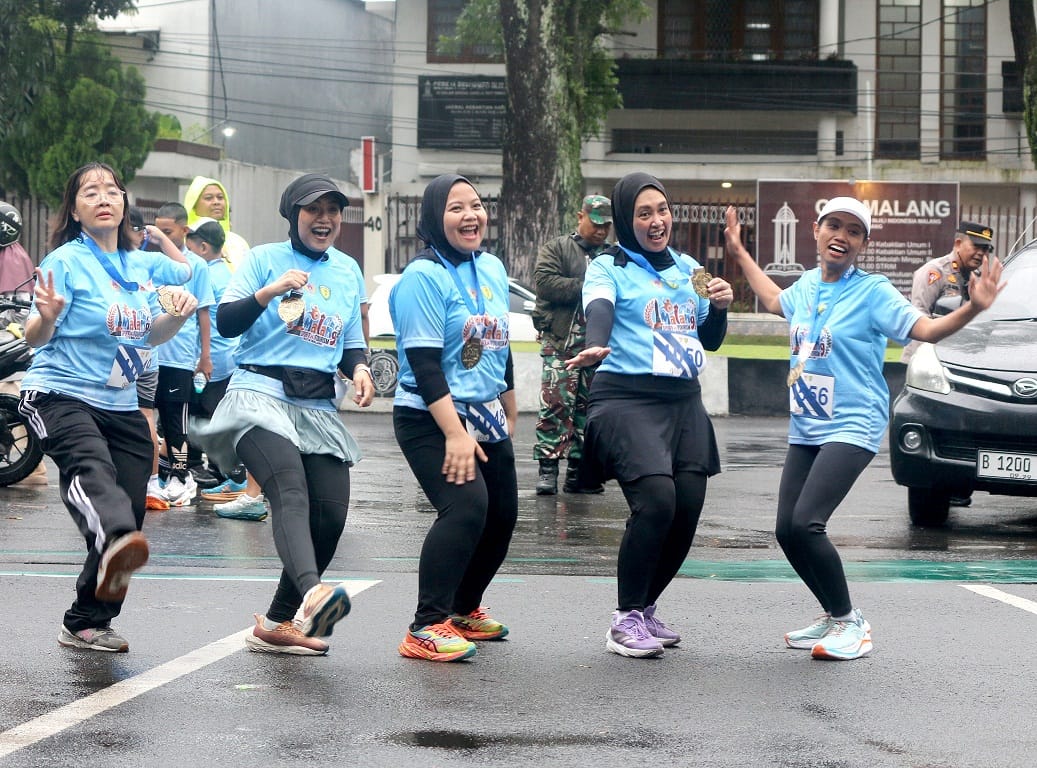 Keceriaan peserta Sportourism Fun Run Koni Kota Malang tahun 2024